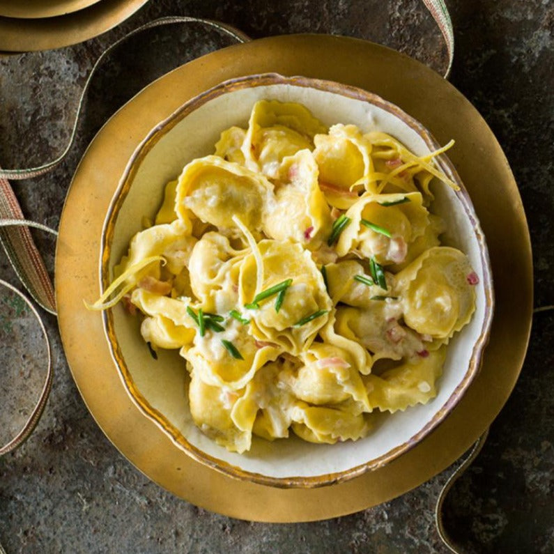 TORTELLONIS CON CARNE AL JUGO