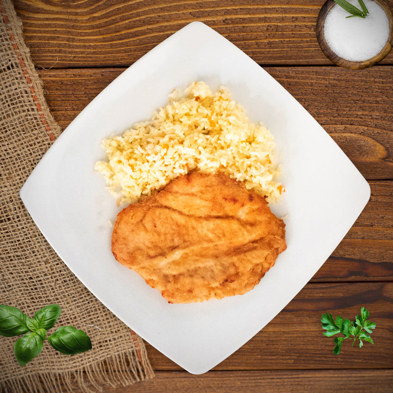 MILANESA DE POLLO CON ARROZ A LA ZANAHORIA